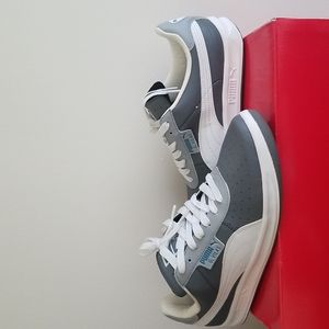 Puma sneakers